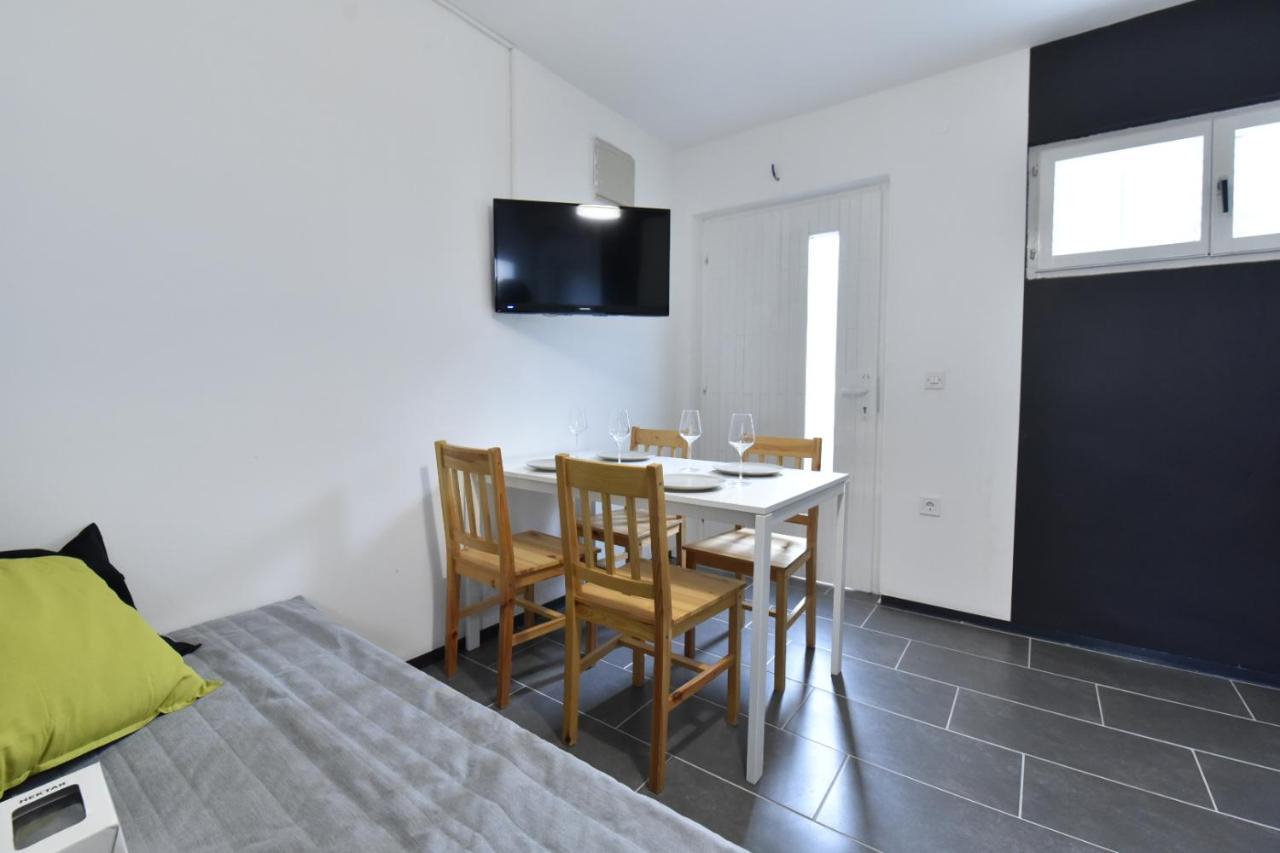 Apartmani Vinetan 贝蒂纳 外观 照片